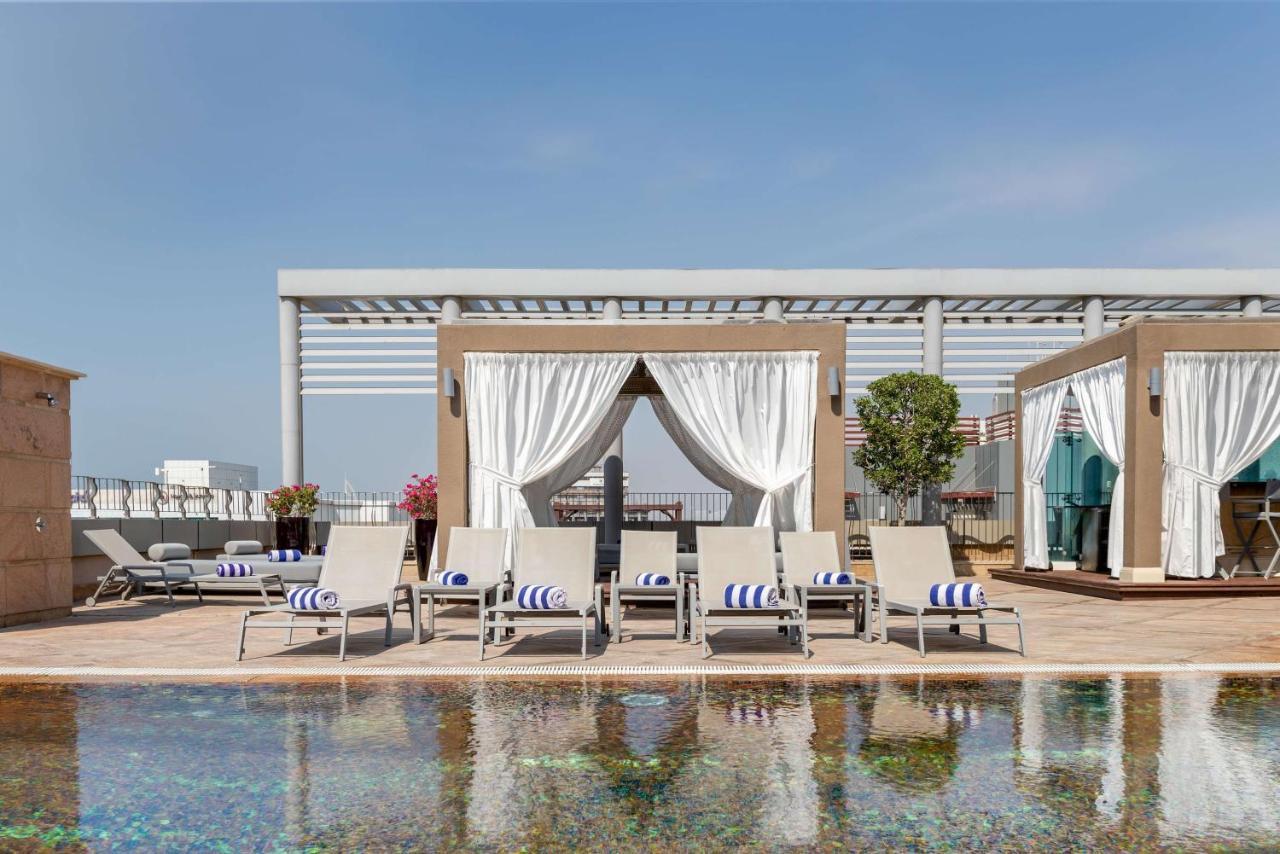 Radisson Blu Hotel, Dubai Media City Екстер'єр фото