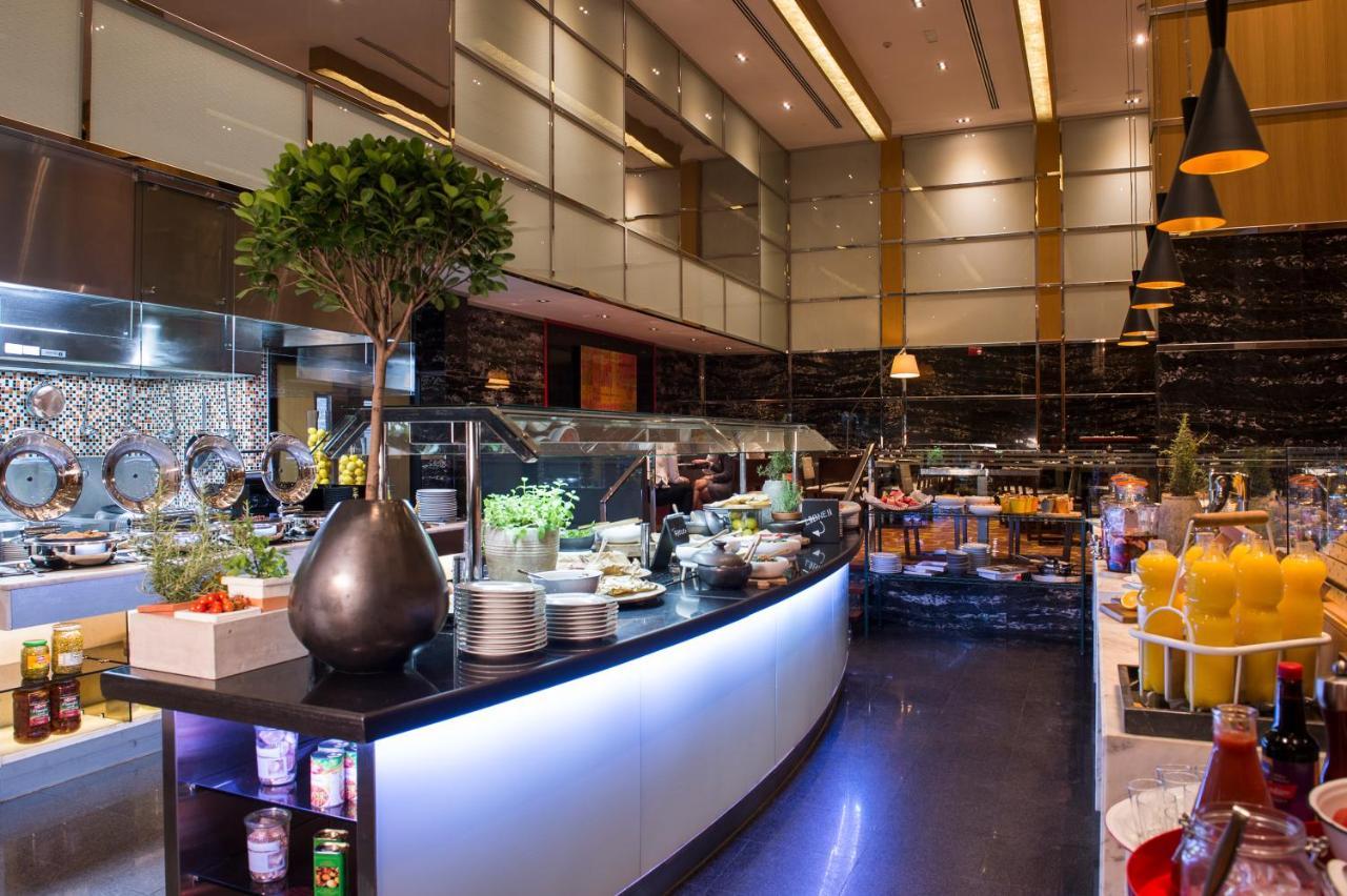 Radisson Blu Hotel, Dubai Media City Екстер'єр фото