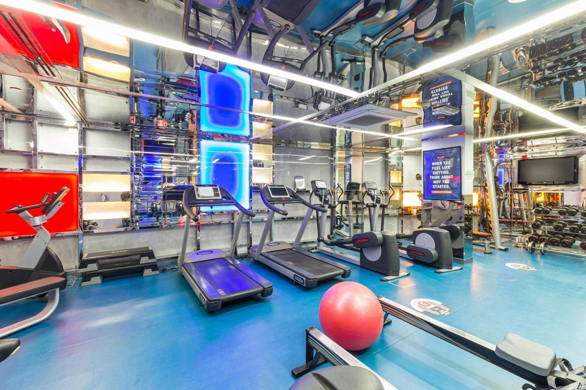 Radisson Blu Hotel, Dubai Media City Екстер'єр фото