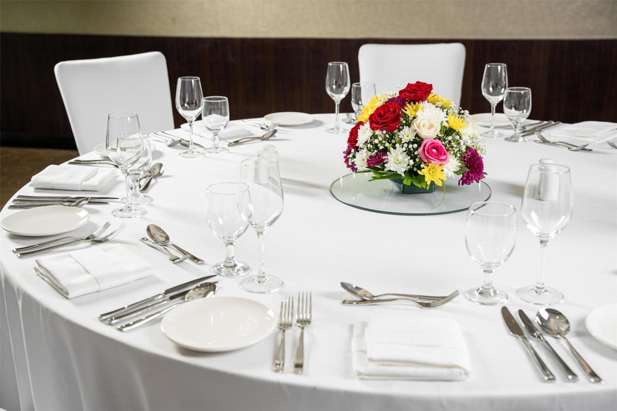 Radisson Blu Hotel, Dubai Media City Екстер'єр фото