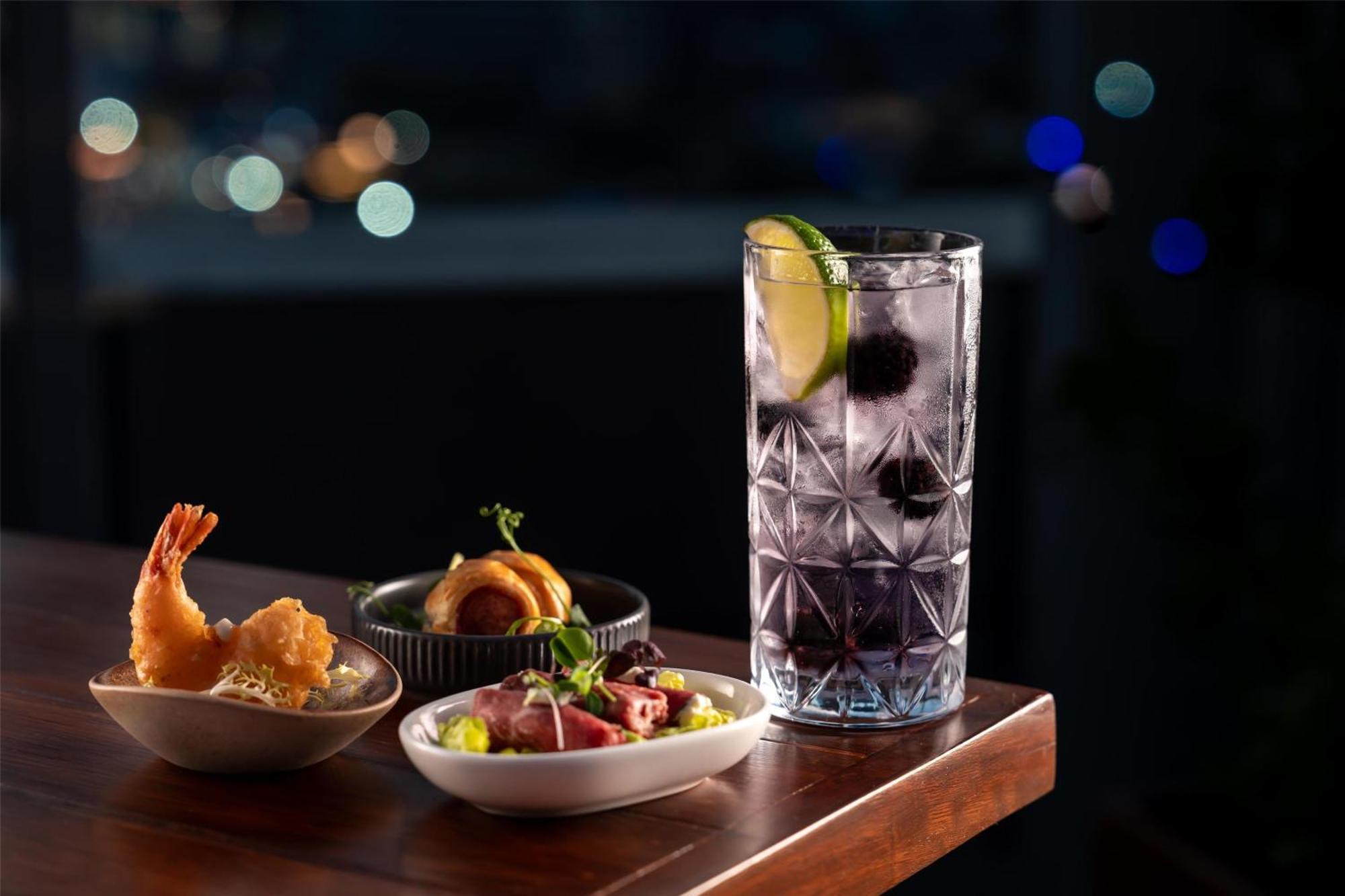 Radisson Blu Hotel, Dubai Media City Екстер'єр фото